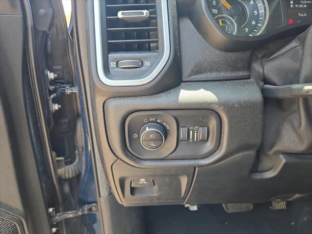 2019 Ram 1500 Big Horn/Lone Star Crew Cab 4x4 5'7" Box