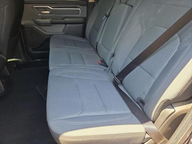 2019 Ram 1500 Big Horn/Lone Star Crew Cab 4x4 5'7" Box
