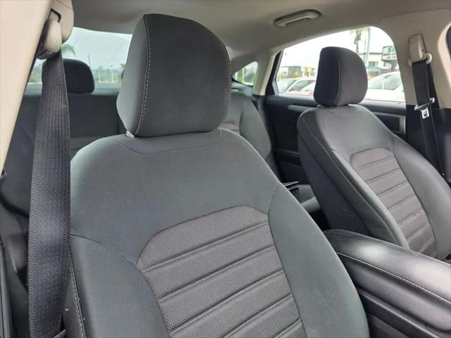 2020 Ford Fusion SE