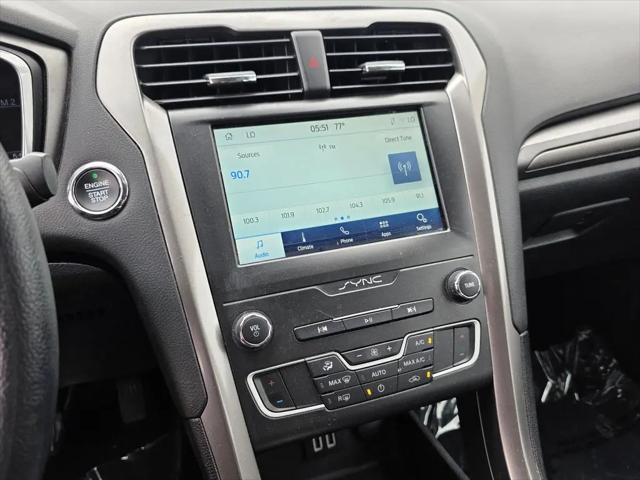 2020 Ford Fusion SE