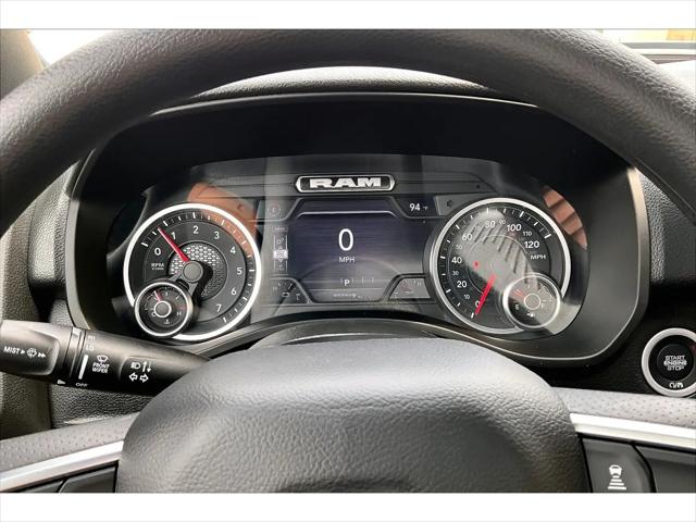 2026 Ram 1500 Express Crew Cab 4x4 57 Box
