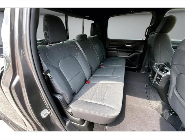2026 Ram 1500 Express Crew Cab 4x4 57 Box
