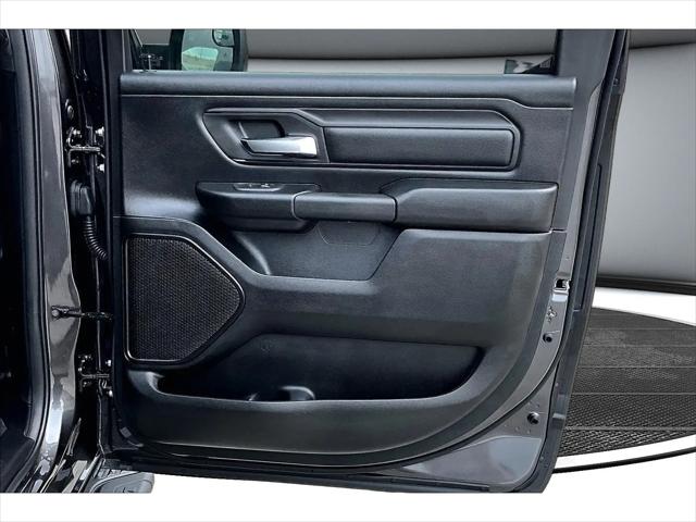 2026 Ram 1500 Express Crew Cab 4x4 57 Box