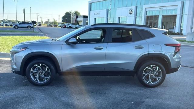 2025 Chevrolet Trax FWD LT