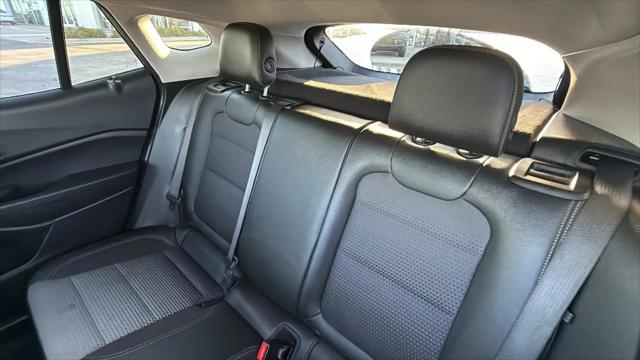 2025 Chevrolet Trax FWD LT