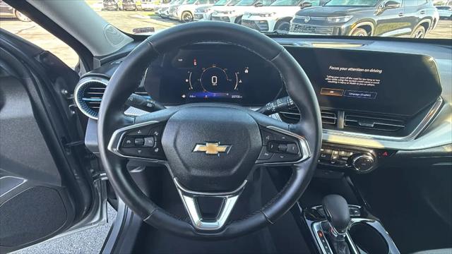 2025 Chevrolet Trax FWD LT