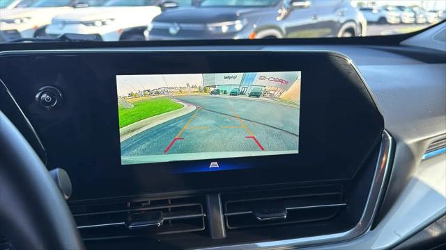 2025 Chevrolet Trax FWD LT