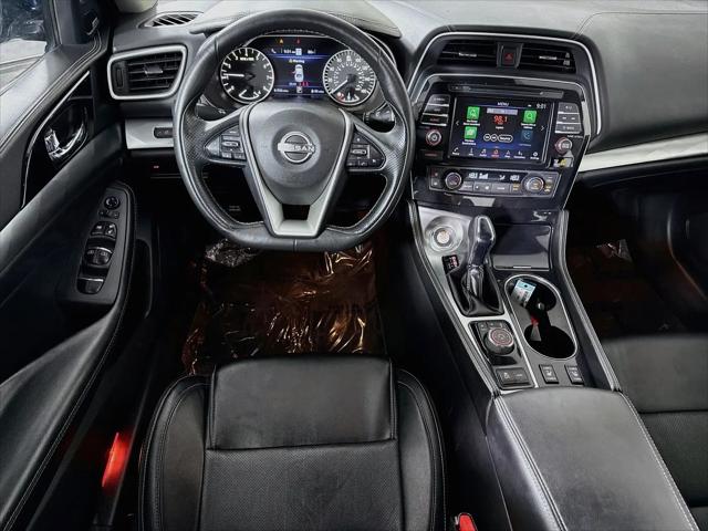 2023 Nissan Maxima SL