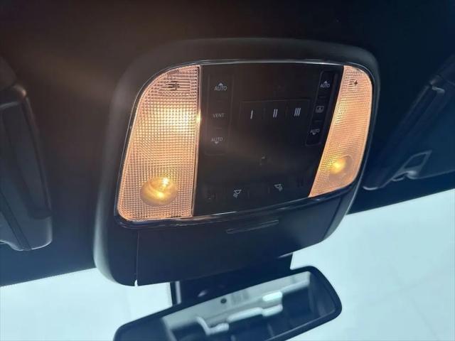 2023 Chrysler 300 300S