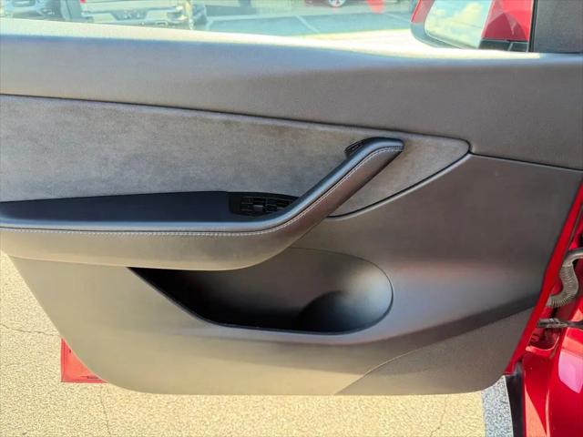 2021 Tesla Model Y Standard Range Rear-Wheel Drive