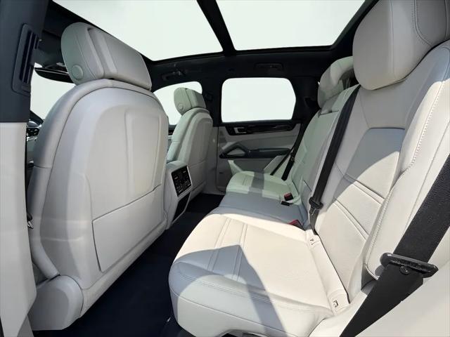 2021 Porsche Cayenne Cayenne