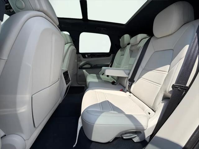 2021 Porsche Cayenne Cayenne