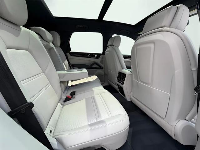 2021 Porsche Cayenne Cayenne