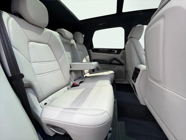 2021 Porsche Cayenne Cayenne