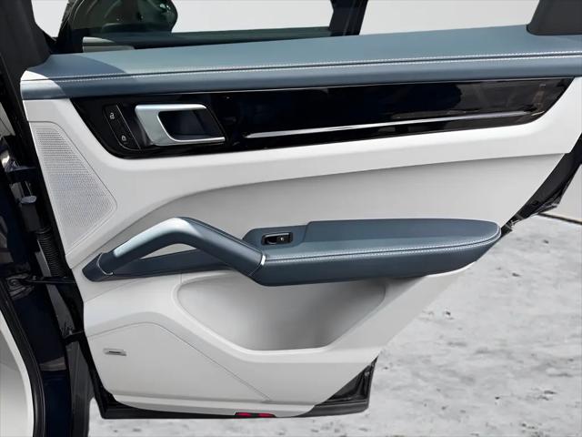 2021 Porsche Cayenne Cayenne
