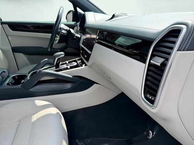 2021 Porsche Cayenne Cayenne