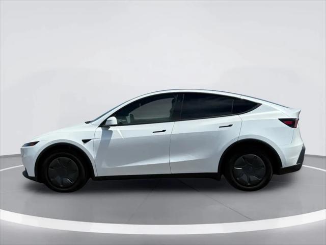 2026 Tesla Model Y Rear-Wheel Drive