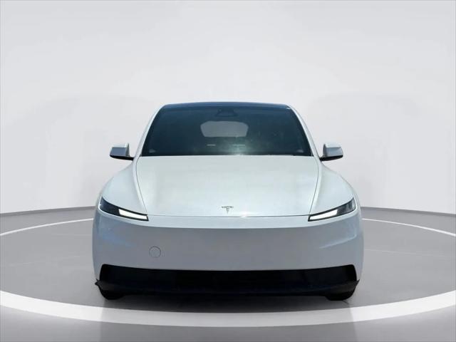 2026 Tesla Model Y Rear-Wheel Drive