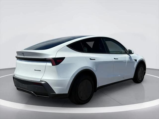 2026 Tesla Model Y Rear-Wheel Drive