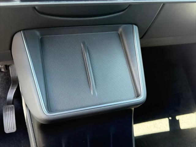 2026 Tesla Model Y Rear-Wheel Drive