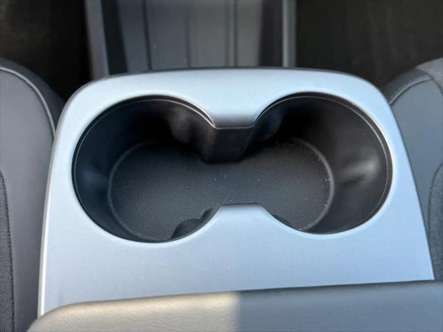 2026 Tesla Model Y Rear-Wheel Drive