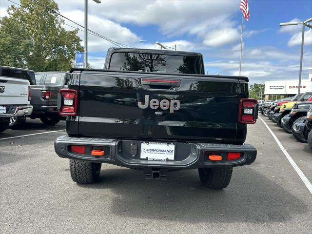 2027 Jeep Gladiator Sport