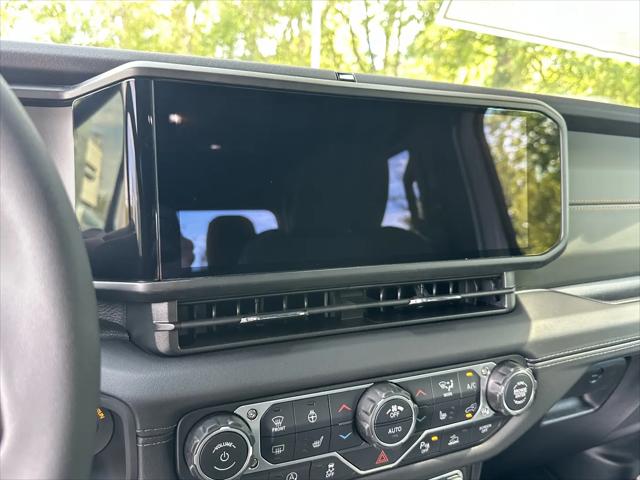 2027 Jeep Gladiator Sport