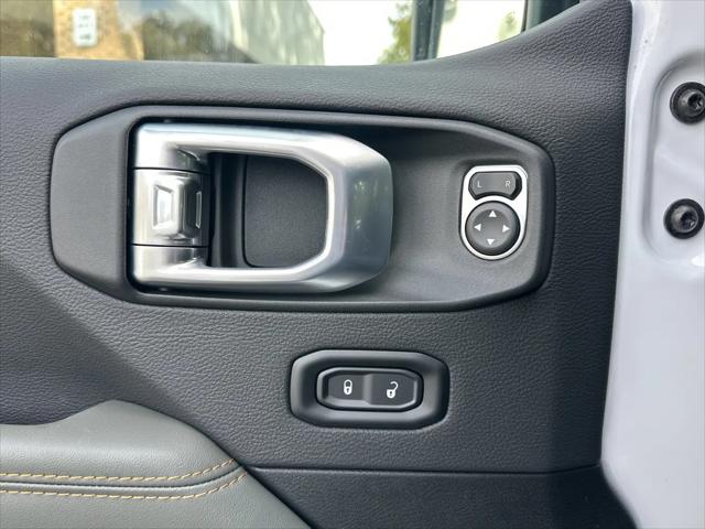 2027 Jeep Gladiator Sport