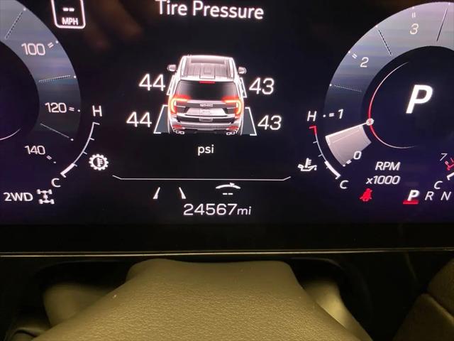 2025 GMC Yukon AT4 Ultimate 4WD
