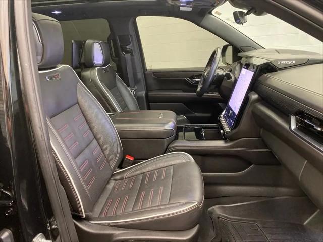 2025 GMC Yukon AT4 Ultimate 4WD