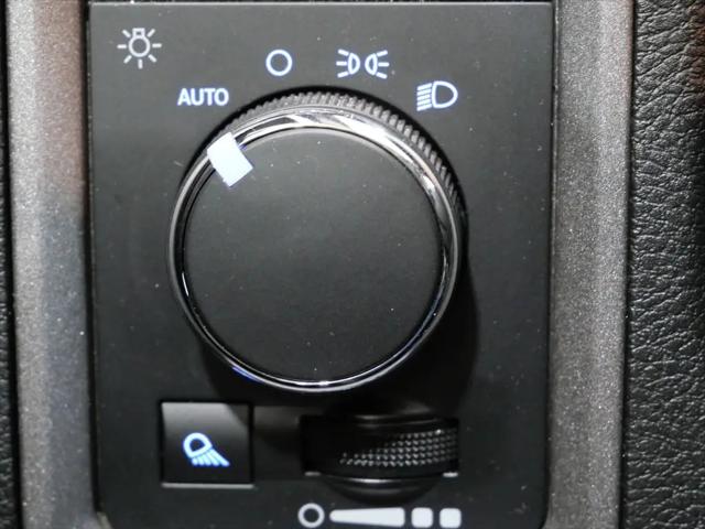 2023 Ram 1500 Classic Tradesman Crew Cab 4x4 57 Box