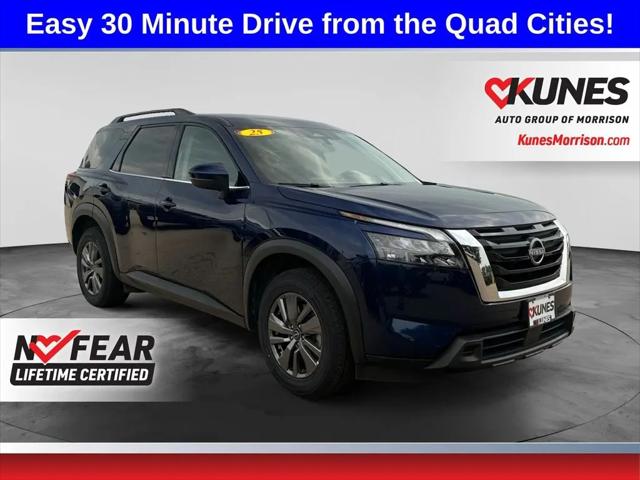 2025 Nissan Pathfinder SV FWD for sale in Morrison, IL