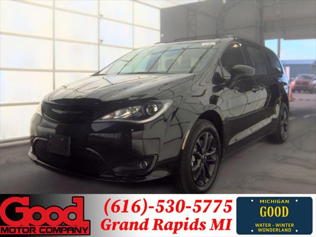2020 Chrysler Pacifica AWD Launch Edition for sale in Wyoming, MI
