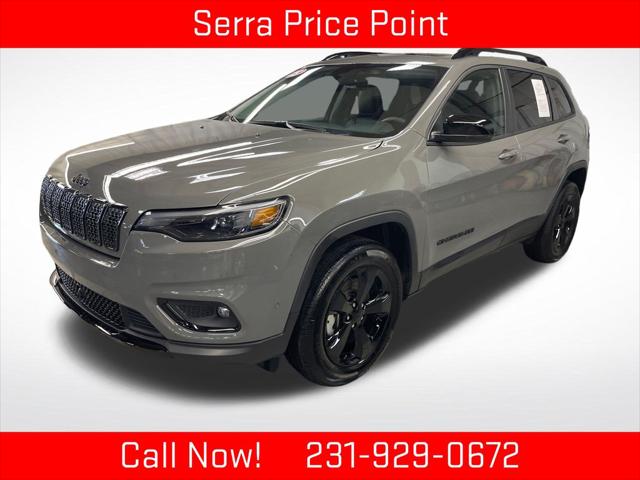 2023 Jeep Cherokee Altitude Lux 4x4 for sale in TRAVERSE CITY, MI