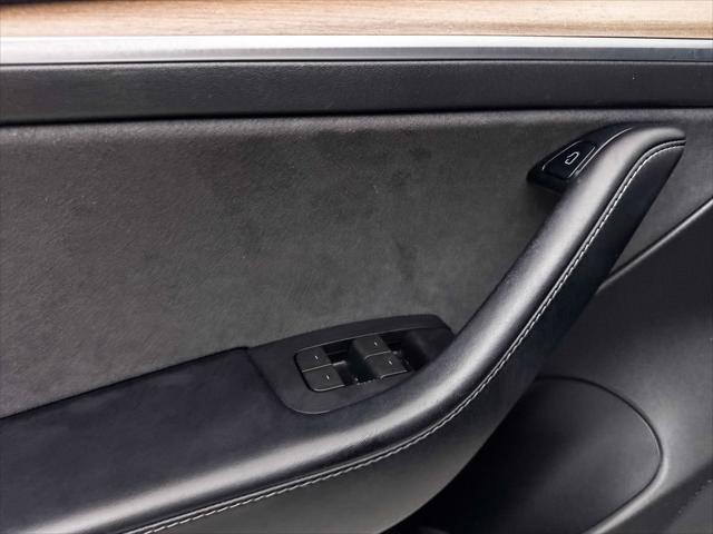 2022 Tesla Model 3 Rear-Wheel Drive