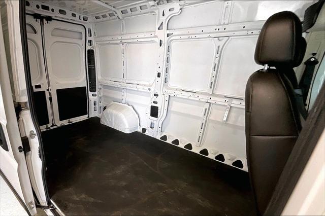 2022 Ram ProMaster Cargo Van High Roof 136 WB