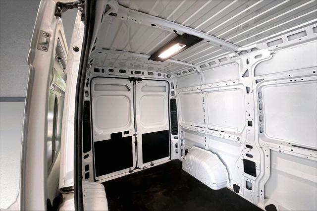 2022 Ram ProMaster Cargo Van High Roof 136 WB