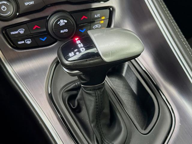 2018 Dodge Challenger R/T Shaker