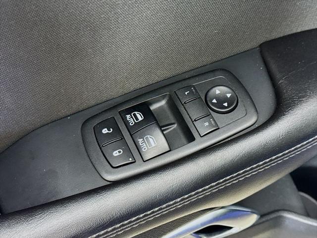 2018 Dodge Challenger R/T Shaker