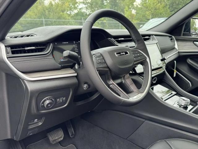 2027 Jeep Grand Cherokee L Limited Reserve