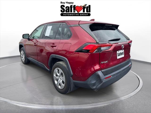 2022 Toyota RAV4 LE 2022 Toyota RAV4 LE