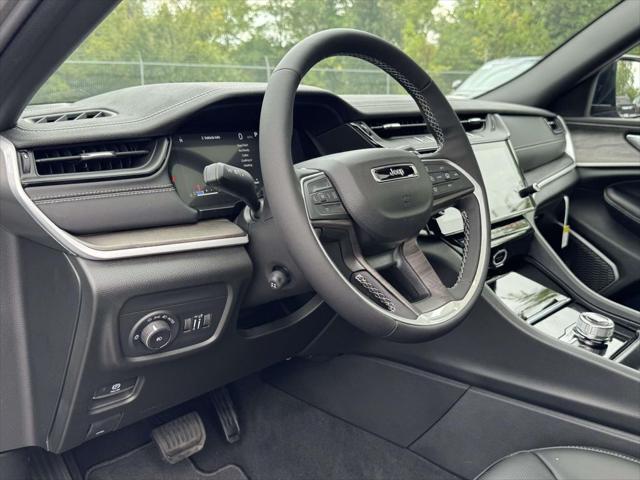 2027 Jeep Grand Cherokee L Limited Reserve