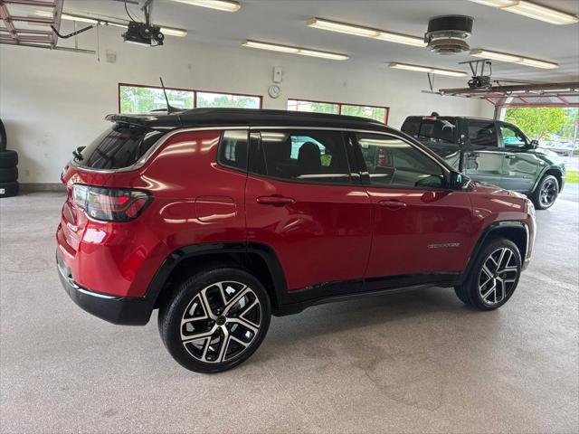 2025 Jeep Compass Limited 4x4