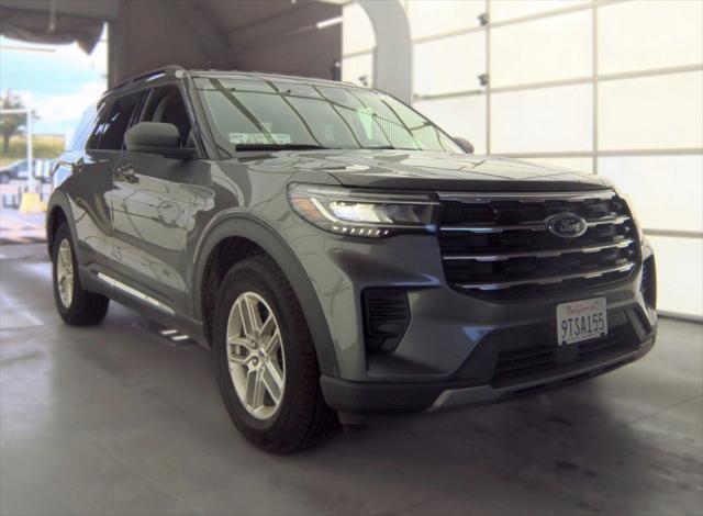 2025 Ford Explorer Active 2025 Ford Explorer Active