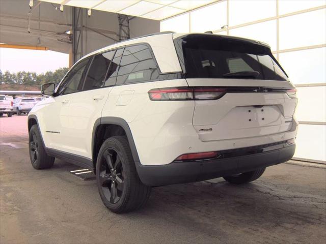 2023 Jeep Grand Cherokee Limited 4x4 2023 Jeep Grand Cherokee Limited 4x4