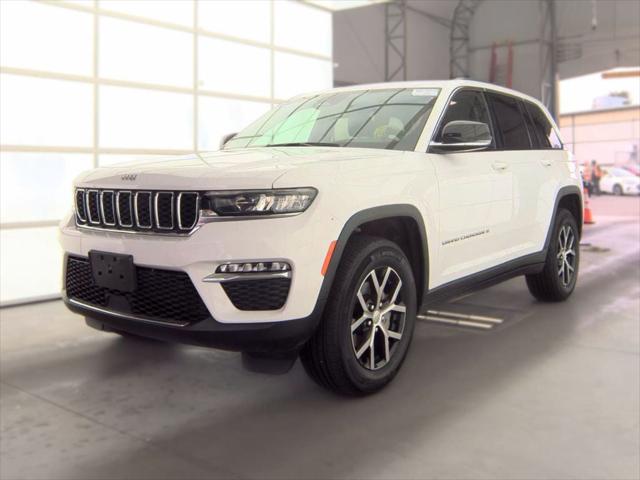 2023 Jeep Grand Cherokee Limited 4x4 2023 Jeep Grand Cherokee Limited 4x4