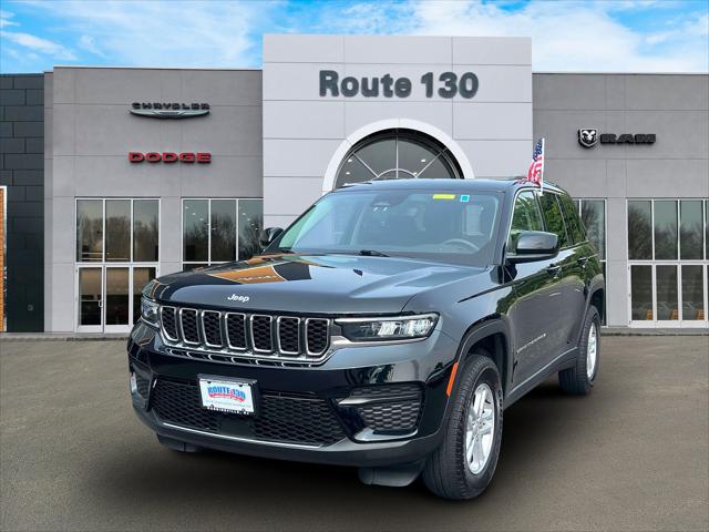 2023 Jeep Grand Cherokee Laredo 4x4 2023 Jeep Grand Cherokee Laredo 4x4