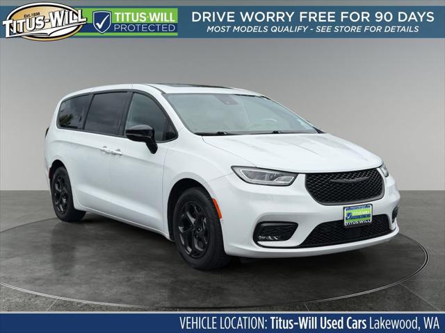 2023 Chrysler Pacifica Hybrid Limited for sale in Lakewood, WA