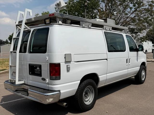 2011 Ford E-350 Super Duty Commercial
