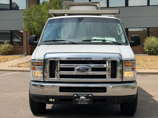 2011 Ford E-350 Super Duty Commercial